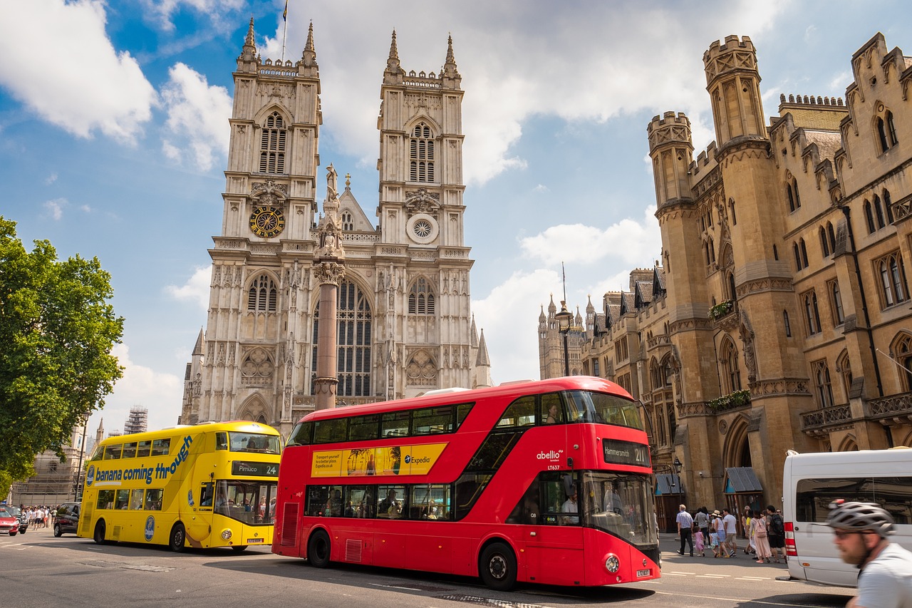 london, bus, yellow-3582649.jpg